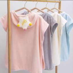 Premium coral fleece hooded towel for kids