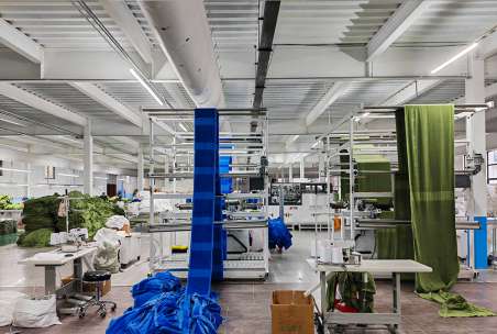 Factory display7
